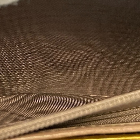 Gucci Dusty Purple Leather Long Wallet - Picture 13 of 17